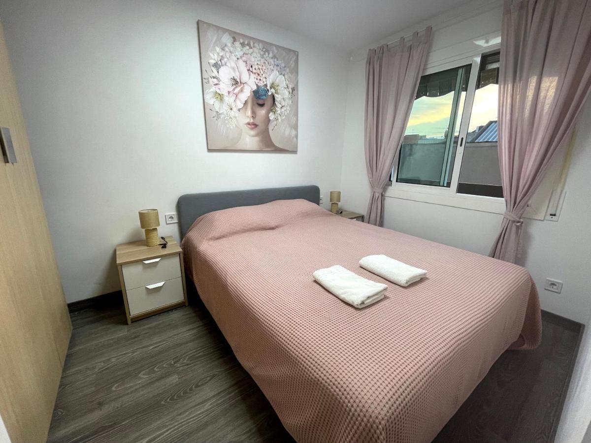 Sant Adria Beach Apartment Wi-Fi Parking Free Сант Адриа де Бесос Екстериор снимка