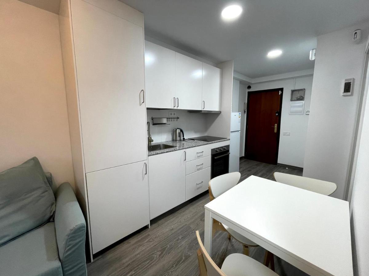 Sant Adria Beach Apartment Wi-Fi Parking Free Сант Адриа де Бесос Екстериор снимка